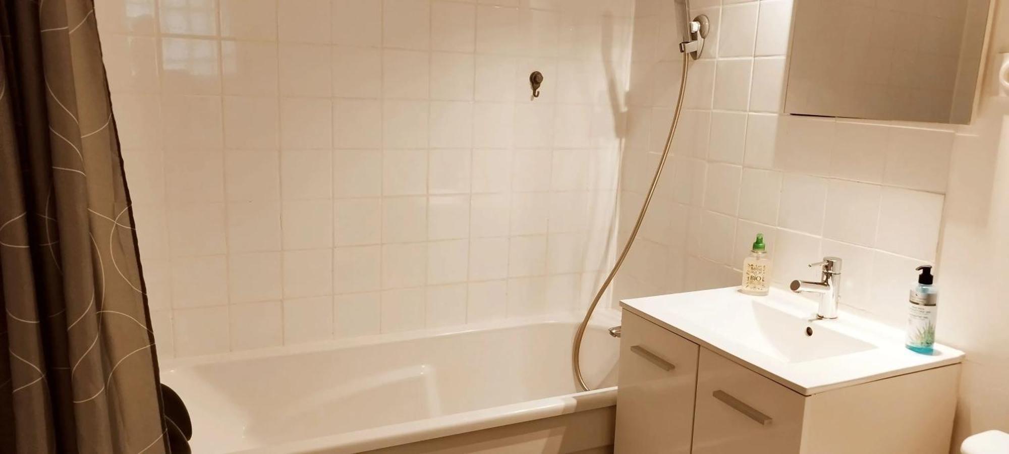Studio Charmant Dans Un Ancien Moulin Pres D'Orange 30 M² Piscine Екстериор снимка
